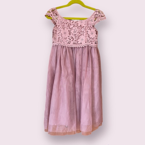 Lace and Tulle Pink Dress. Size 4-5Y. - Picture 2 of 4